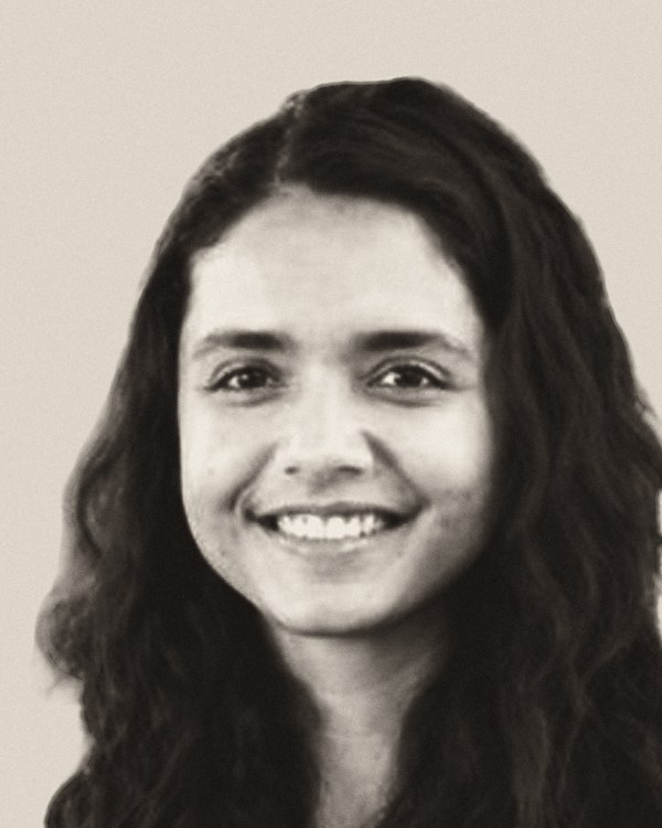 Anushri Dixit